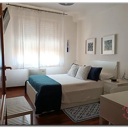 Casa Felicidad Alojamento de Acomodação e Pequeno-almoço Alghero