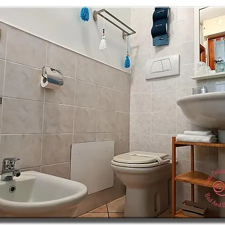 Casa Felicidad Alojamento de Acomodação e Pequeno-almoço Alghero