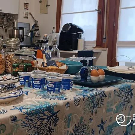 Casa Felicidad Alojamento de Acomodação e Pequeno-almoço 2*